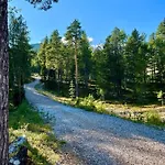 Lapland Tunturimaja Ski-in - Lapland - Slopes, Trails, National Park, Just Steps From Local Amenities, Yet Peaceful, Private Sauna Hébergement de vacances