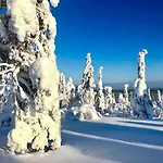 Hébergement de vacances Lapland Tunturimaja Ski-in - Lapland - Slopes, Trails, National Park, Just Steps From Local Amenities, Yet Peaceful, Private Sauna Pyhätunturi