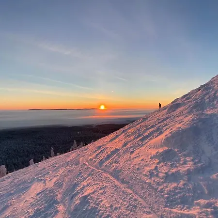 度假居 Lapland Tunturimaja Ski-in - Lapland - Slopes, Trails, National Park, Just Steps From Local Amenities, Yet Peaceful, Private Sauna
