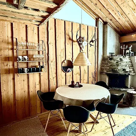 度假居 Lapland Tunturimaja Ski-in - Lapland - Slopes, Trails, National Park, Just Steps From Local Amenities, Yet Peaceful, Private Sauna